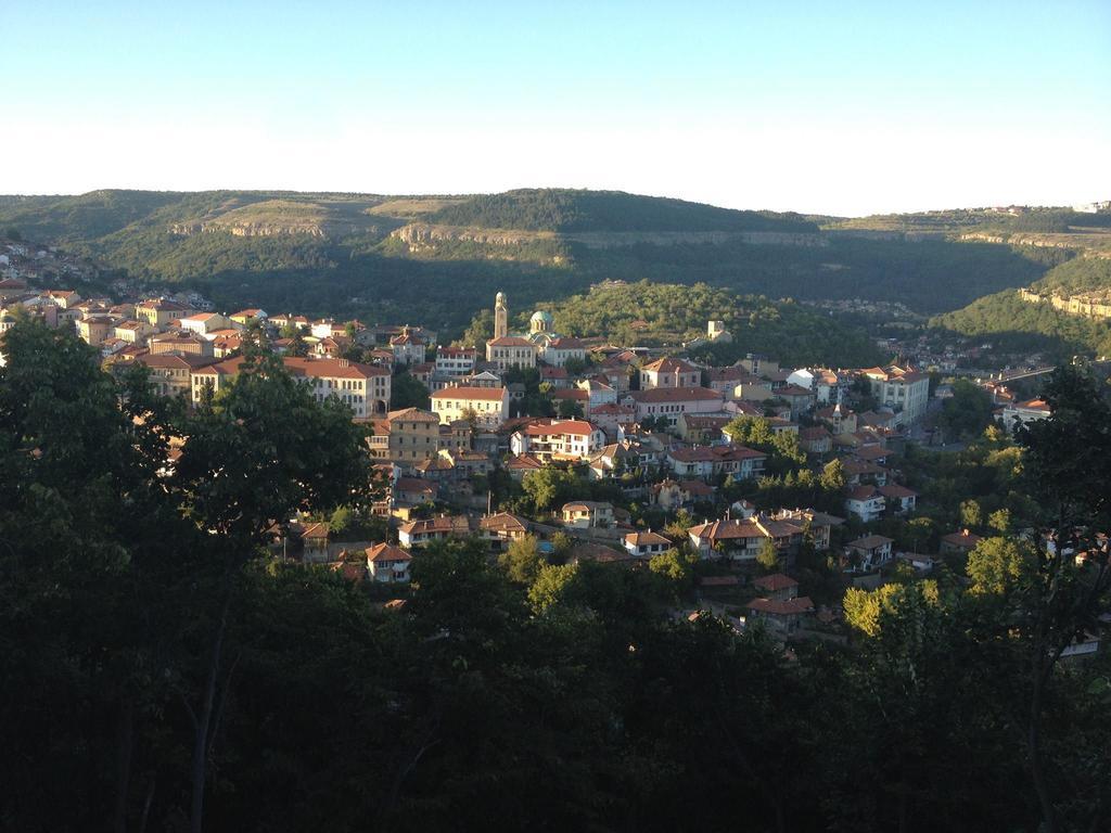 Family Hotel Silvestar Veliko Turnovo Bagian luar foto