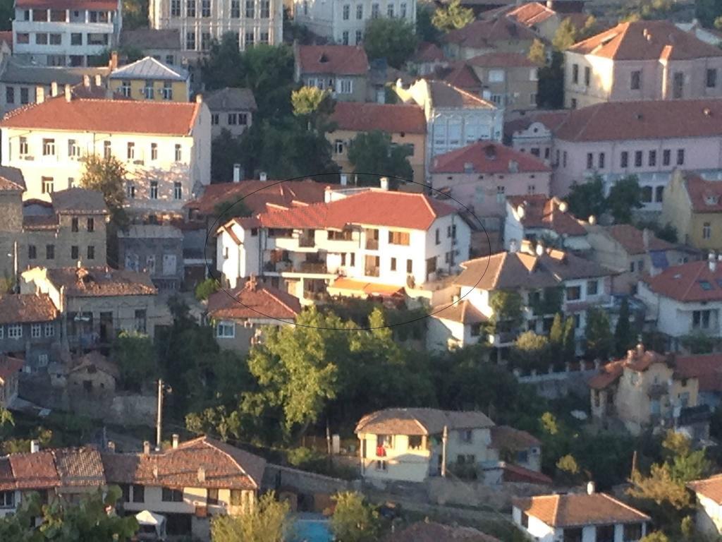 Family Hotel Silvestar Veliko Turnovo Bagian luar foto
