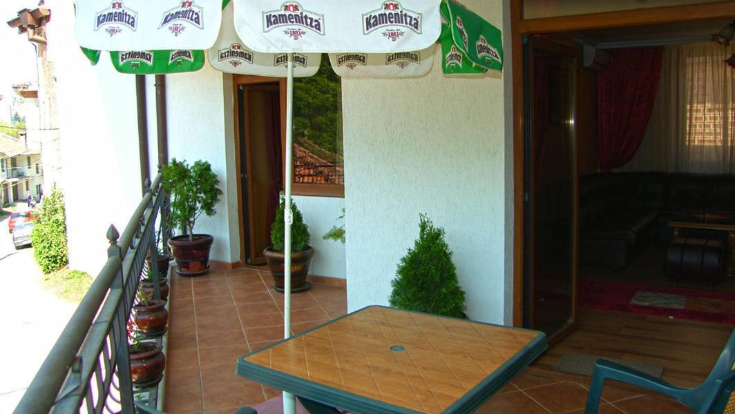 Family Hotel Silvestar Veliko Turnovo Bagian luar foto