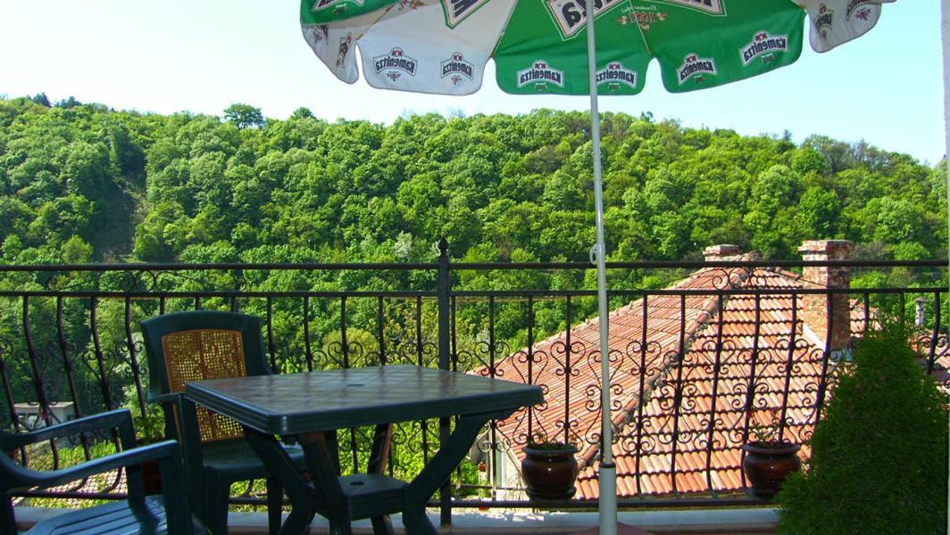 Family Hotel Silvestar Veliko Turnovo Bagian luar foto