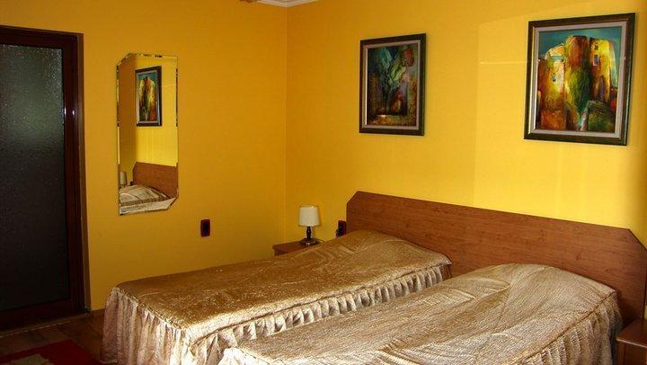 Family Hotel Silvestar Veliko Turnovo Bagian luar foto
