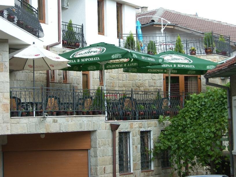 Family Hotel Silvestar Veliko Turnovo Bagian luar foto
